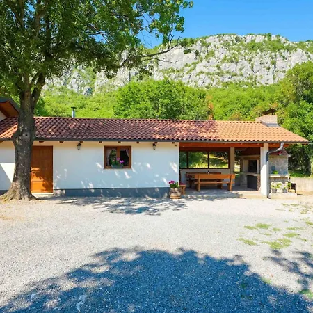 Villa Stanzia Natura Neve By Guide